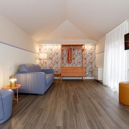 Casa Flores Apartments Bardolino Dış mekan fotoğraf