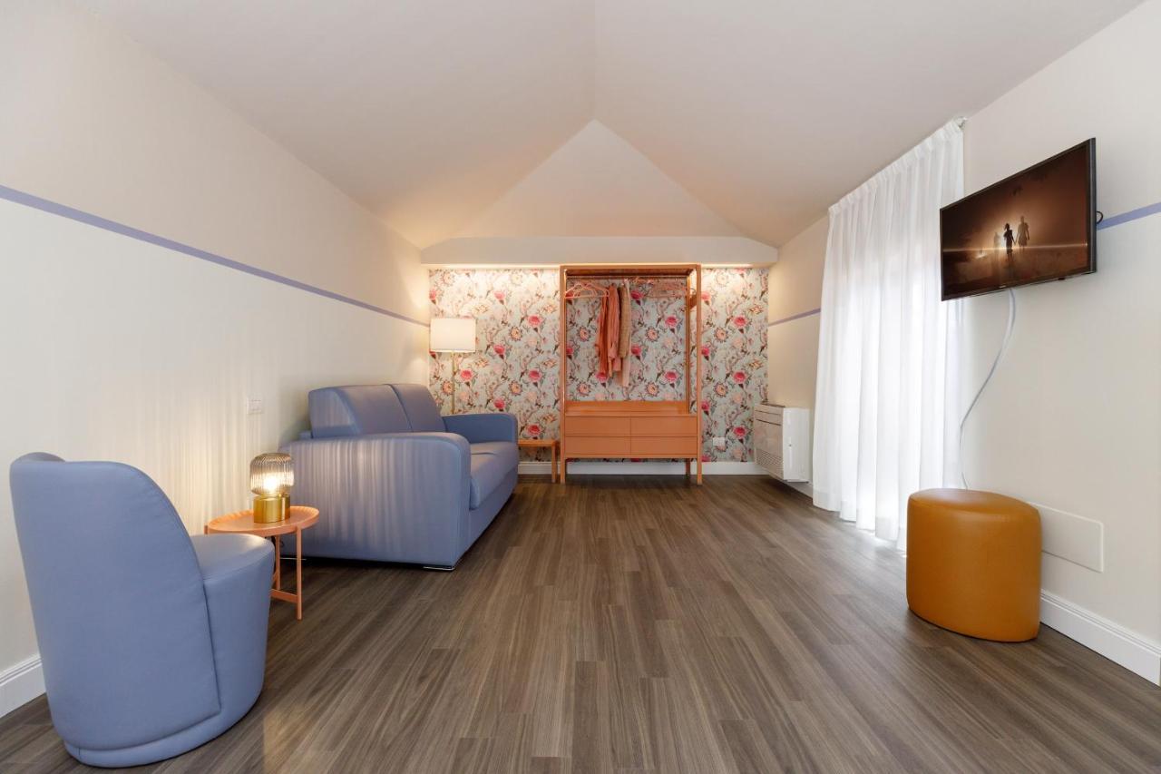 Casa Flores Apartments Bardolino Dış mekan fotoğraf
