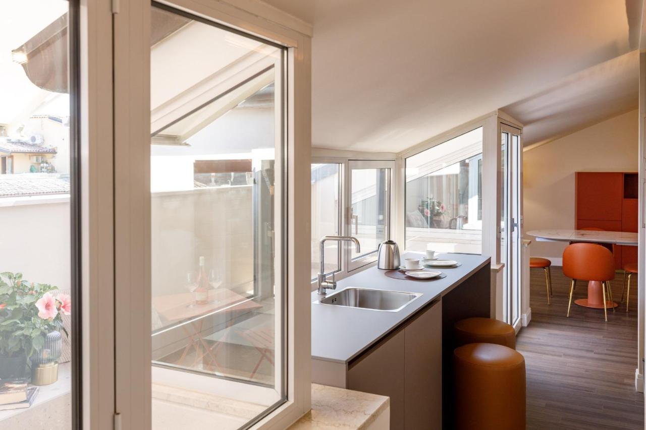 Casa Flores Apartments Bardolino Dış mekan fotoğraf