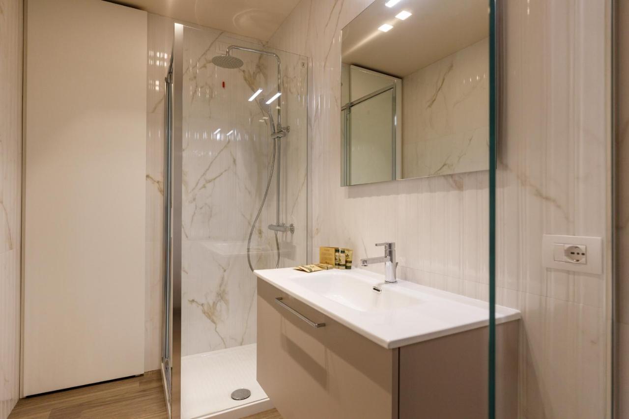 Casa Flores Apartments Bardolino Dış mekan fotoğraf