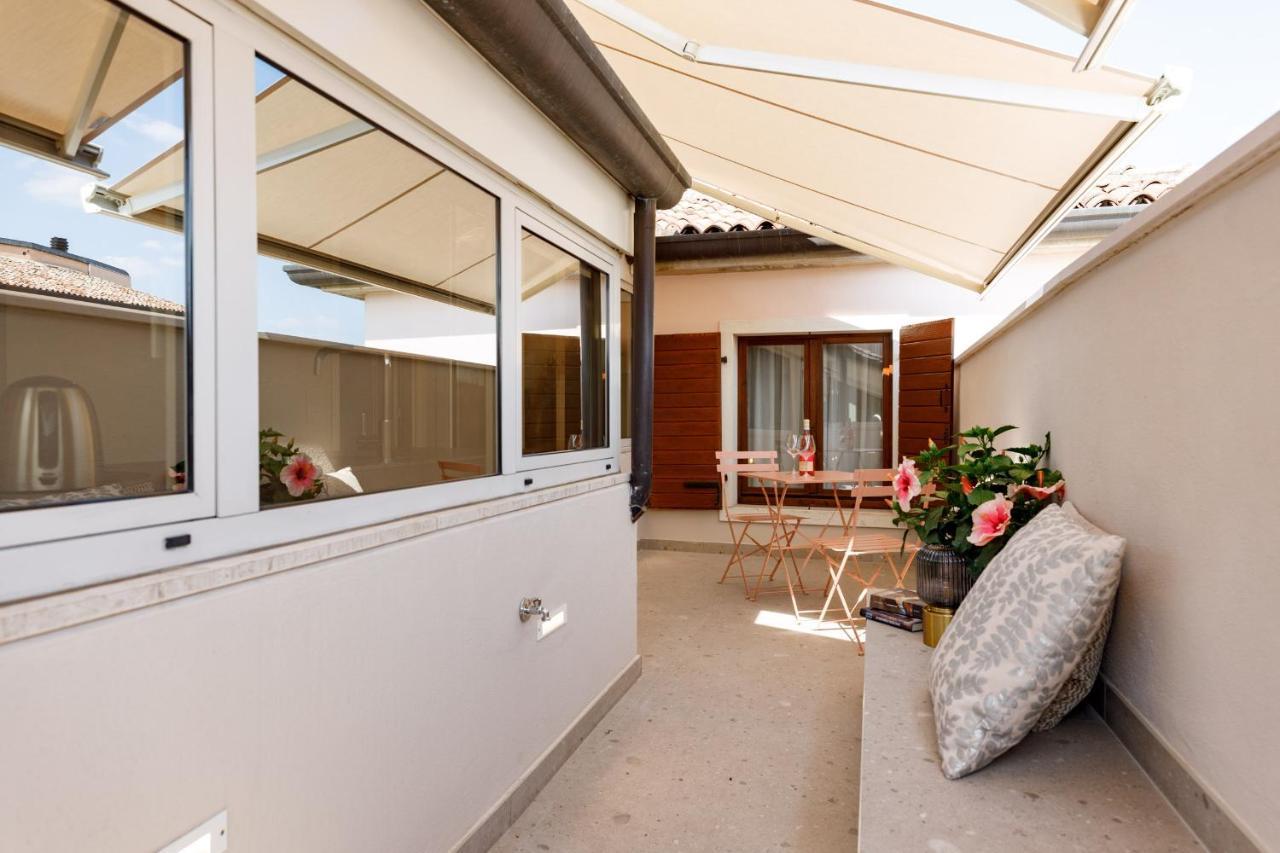 Casa Flores Apartments Bardolino Dış mekan fotoğraf