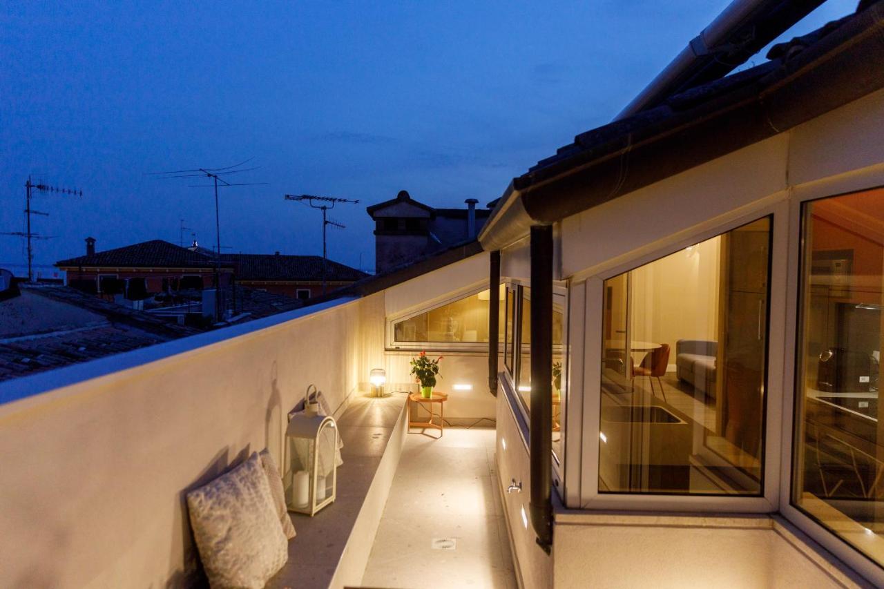Casa Flores Apartments Bardolino Dış mekan fotoğraf
