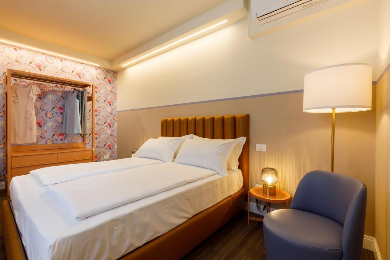 Casa Flores Apartments Bardolino Dış mekan fotoğraf
